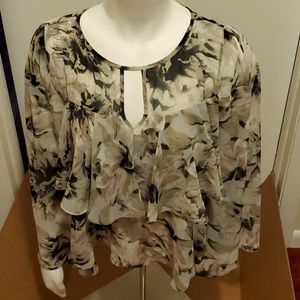 NWT: Jennifer Lopez Ruffle Top